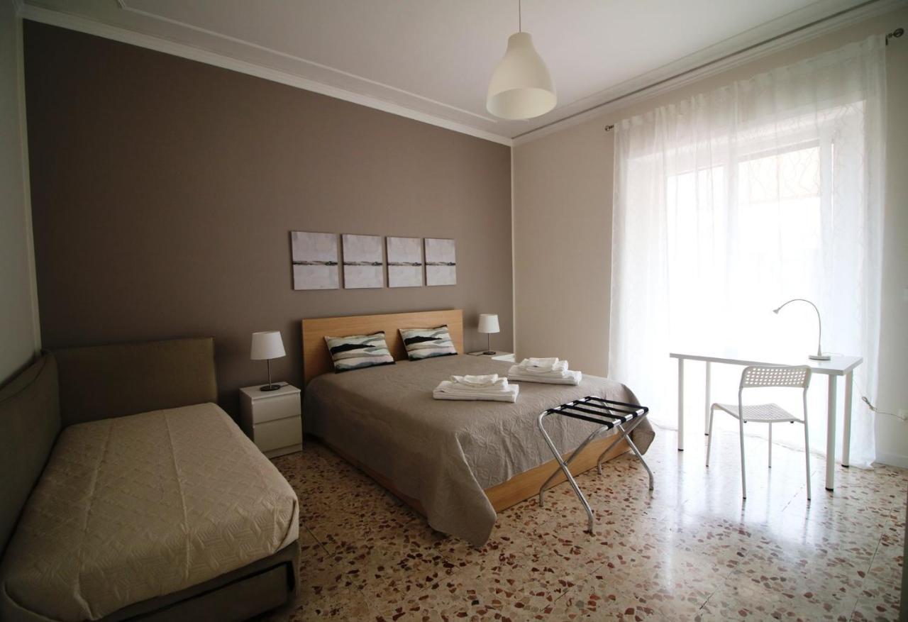 Giuffrida Apartment Rooms Catânia Exterior foto