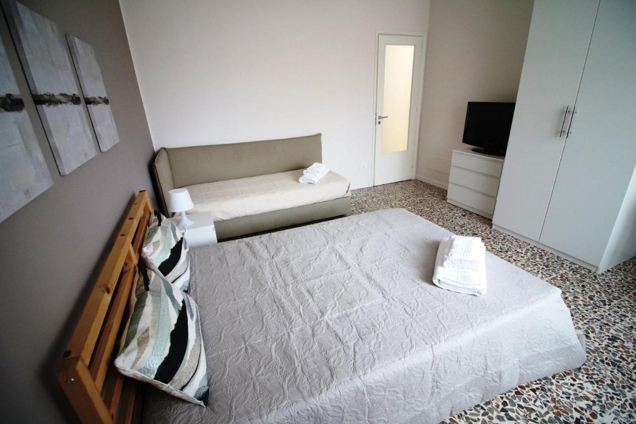 Giuffrida Apartment Rooms Catânia Exterior foto