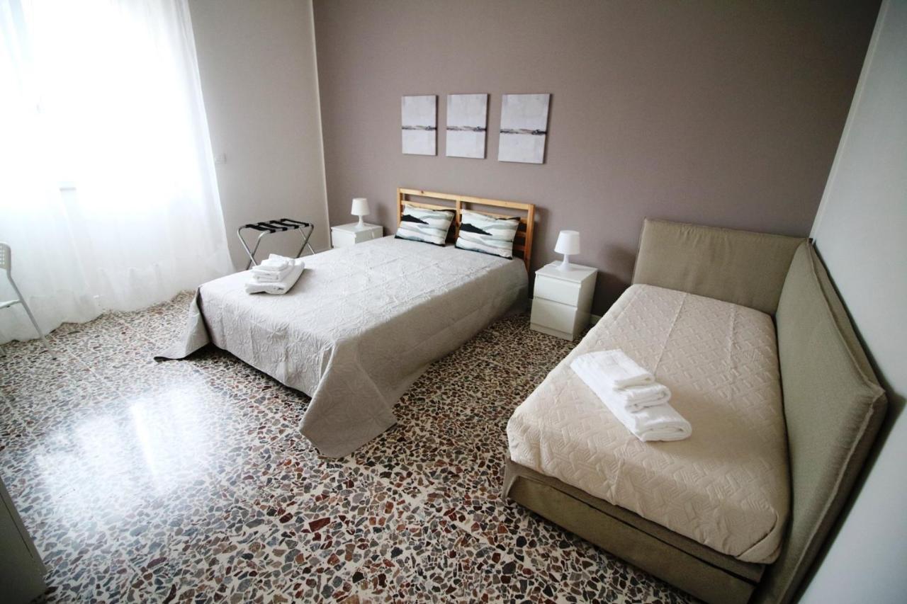 Giuffrida Apartment Rooms Catânia Exterior foto
