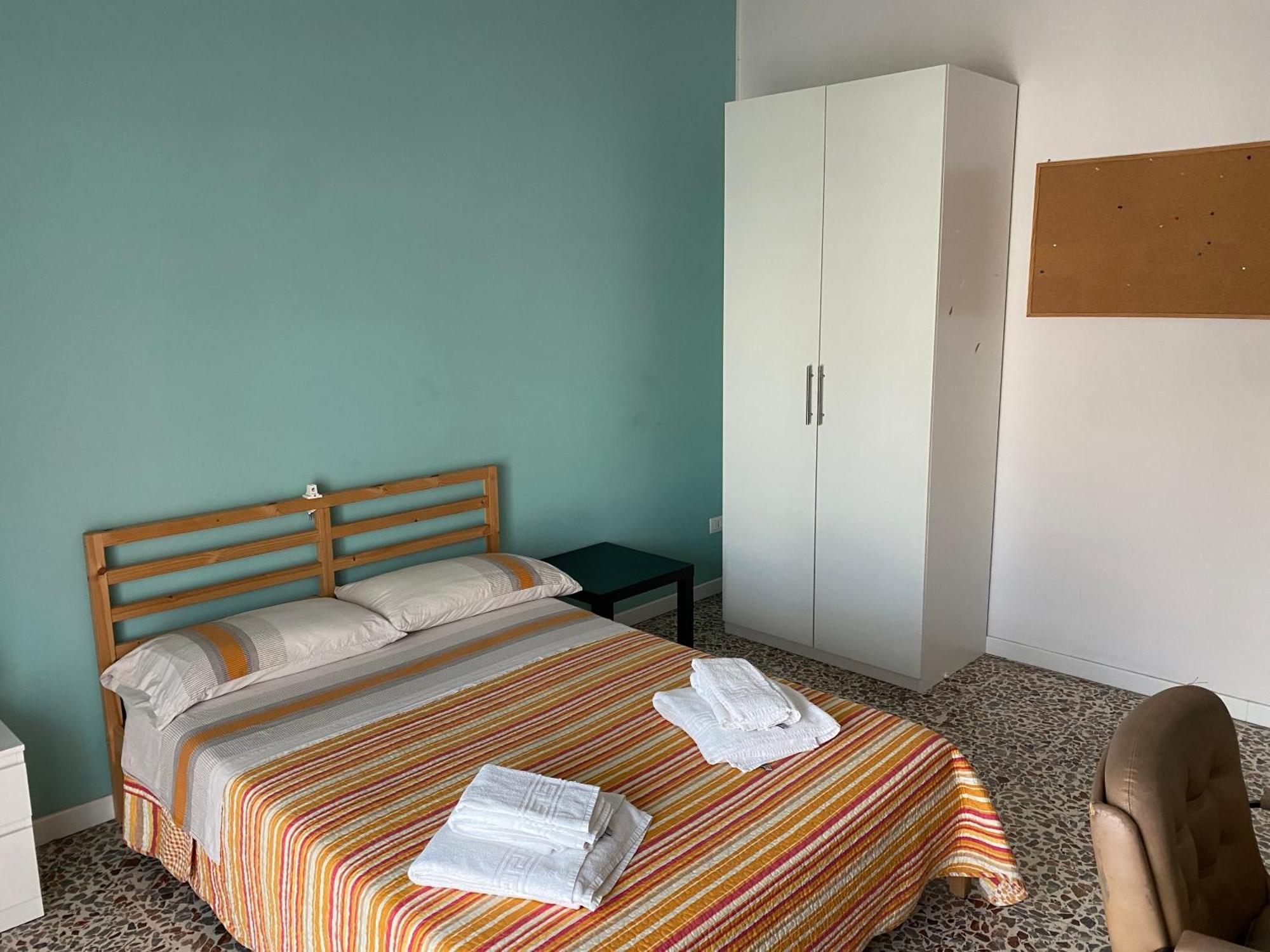 Giuffrida Apartment Rooms Catânia Exterior foto